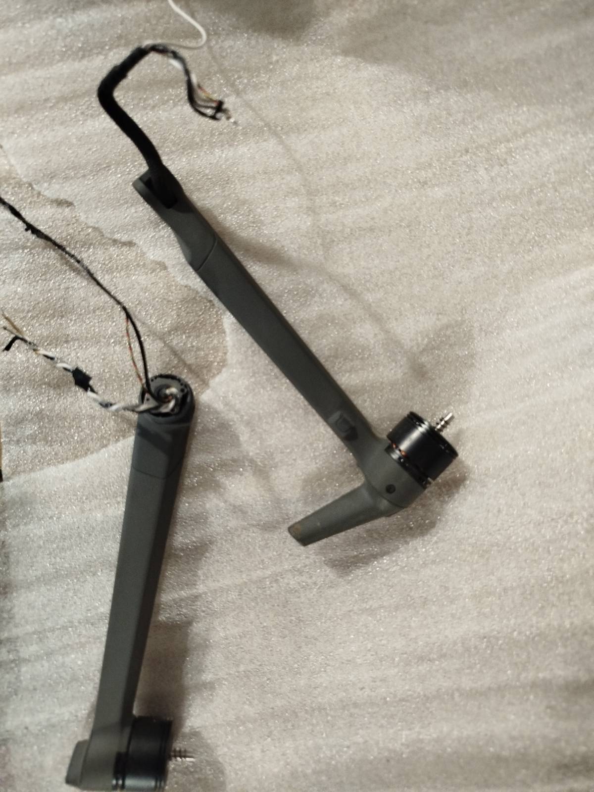 Arms for DJI Mavic 3 drone in a secret Drone lab in UKRAINE